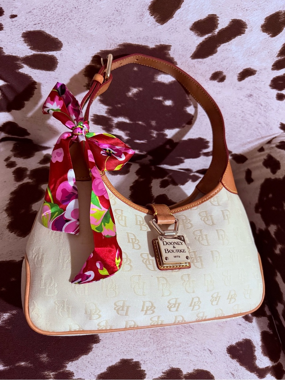 AMAZING condition! Vintage Dooney & Bourke Signature Crescent Shoulder Bag